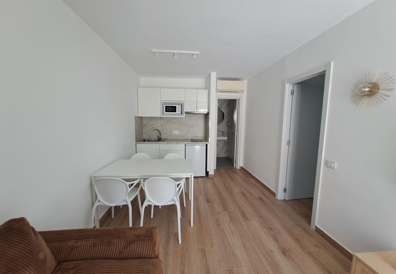 Ferienwohnung in Corralejo - Apartment with terrace, swimming pool in Corralejo - Home For Guest