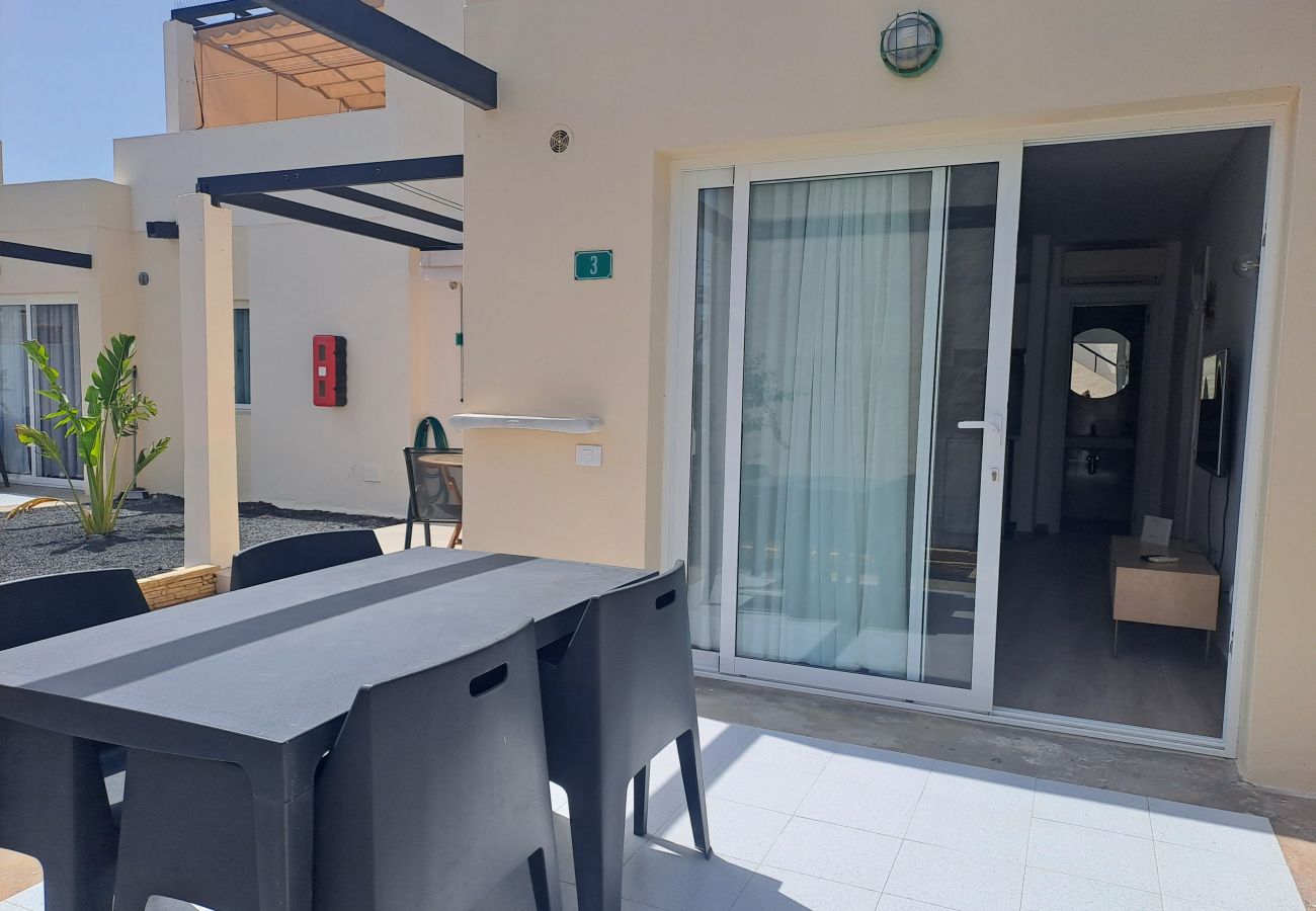 Ferienwohnung in Corralejo - Apartment with terrace, swimming pool in Corralejo - Home For Guest