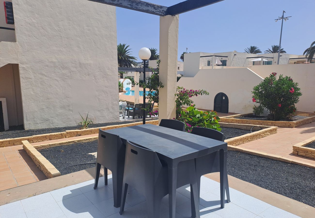 Ferienwohnung in Corralejo - Apartment with terrace, swimming pool in Corralejo - Home For Guest