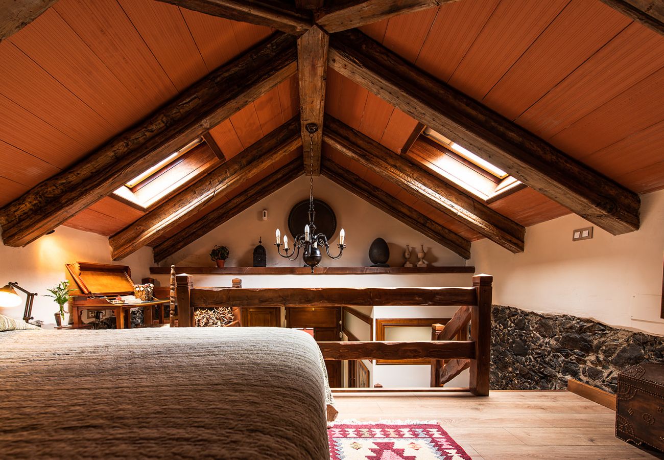 Ferienwohnung in Tacoronte - HomeForGuest  Gemütliche ländliche Wohnung El Romero mit großem Garten