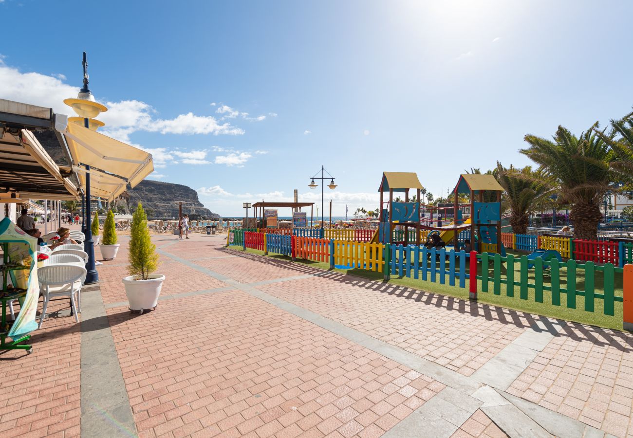 Ferienhaus in Mogán - Blue Sea I - 1st line beach with private terrace