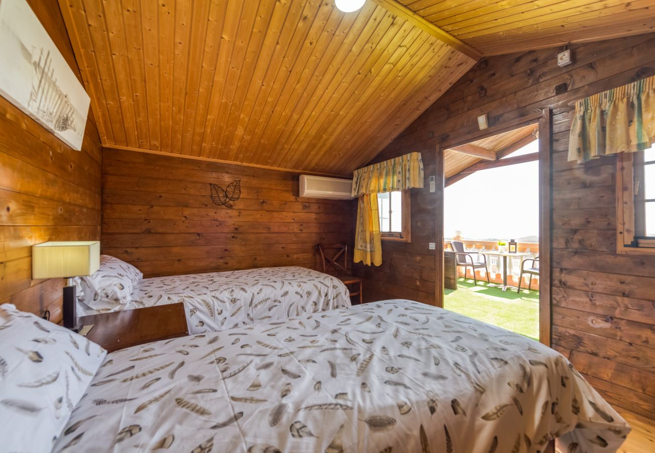 Chalet in San Bartolomé de Tirajana - Casa Adara, private heated pool