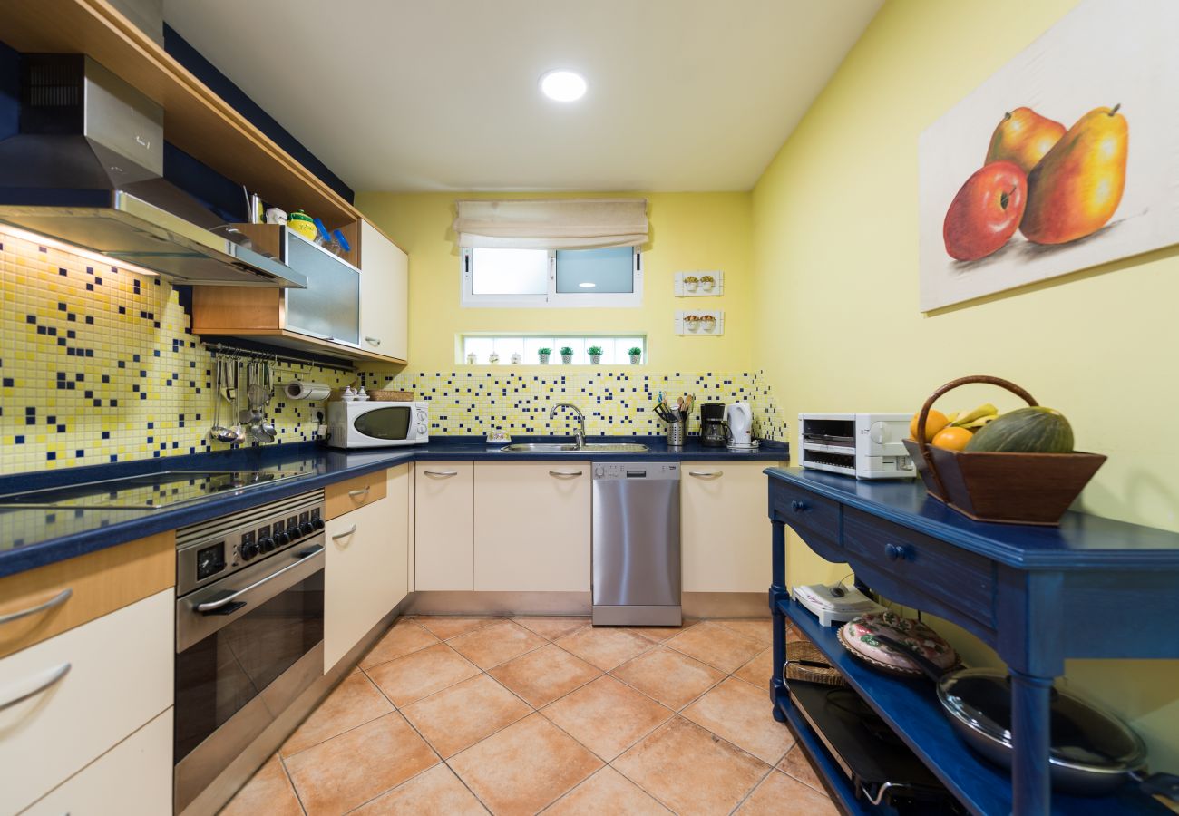 Ferienhaus in San Bartolomé de Tirajana - Ferienhaus mit high speed wifi, internationalen Kanälen 