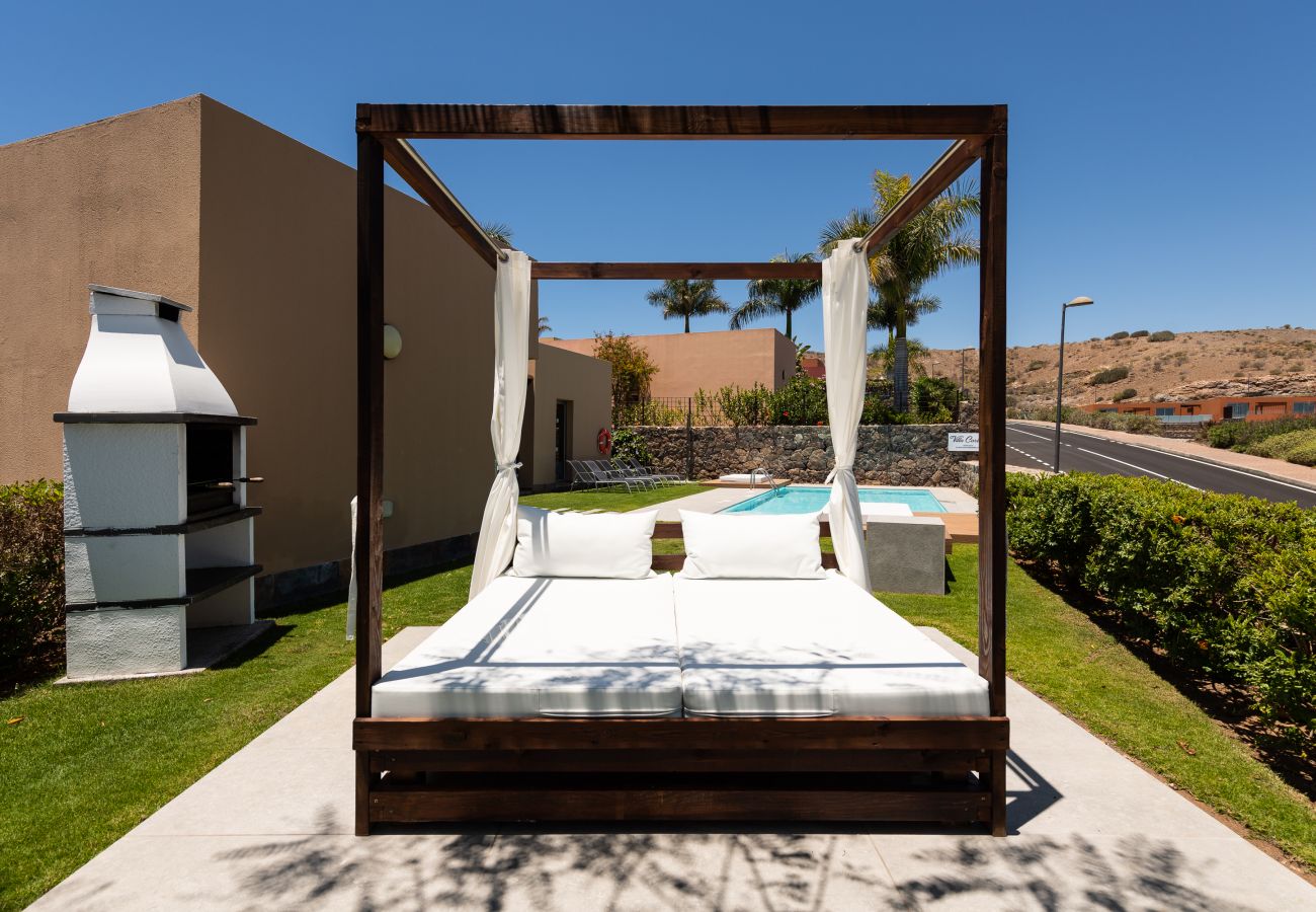 Chalet in San Bartolomé de Tirajana - Spectacular Villa with large pool, ideal for families in a quiet environment