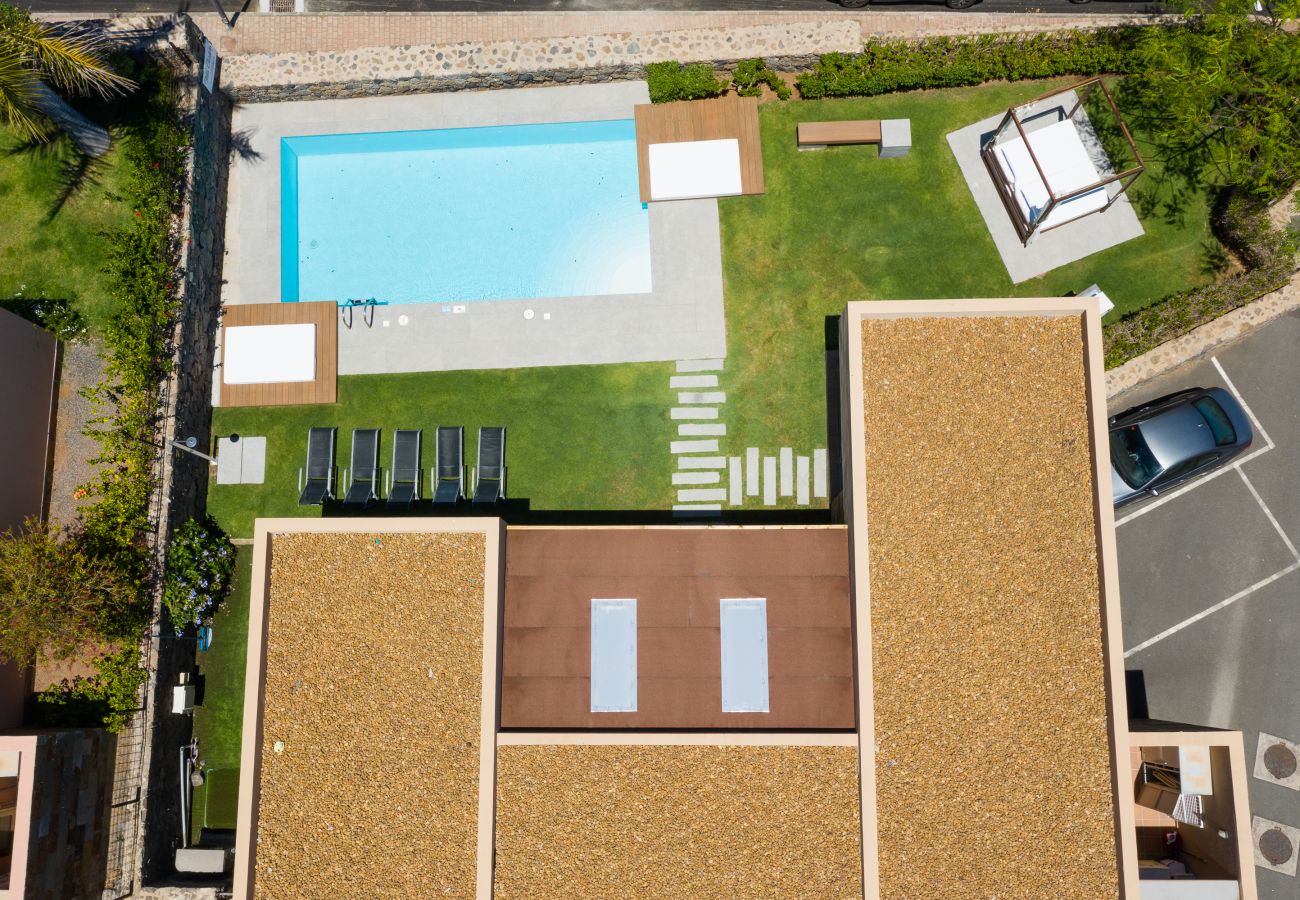Chalet in San Bartolomé de Tirajana - Spectacular Villa with large pool, ideal for families in a quiet environment
