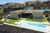 Chalet in San Bartolomé de Tirajana - Spectacular Villa with large pool, ideal for families in a quiet environment