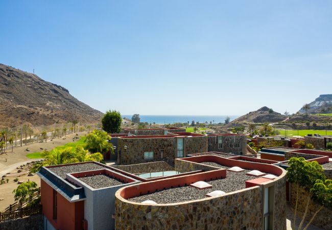 Ferienhaus in Mogán - Incredible 5 suite bedrooms Villa with private pool and views of the golf course and the sea