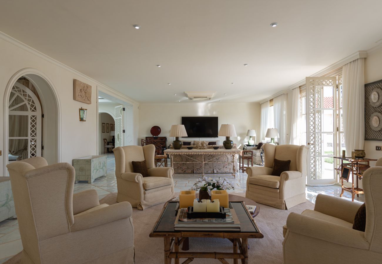 Chalet in San Bartolomé de Tirajana - Spectacular villa with private pool, jacuzzi, paddle tennis court, barbecue and a few steps from Maspalomas beach