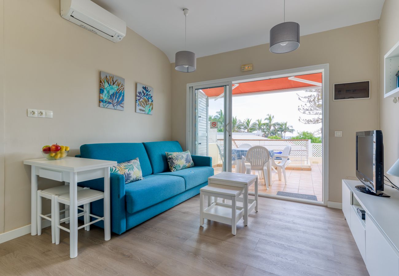 Ferienwohnung in San Bartolomé de Tirajana - HomeForGuest Modernes Apartment in San Agustin 2 Minuten vom Strand entfernt