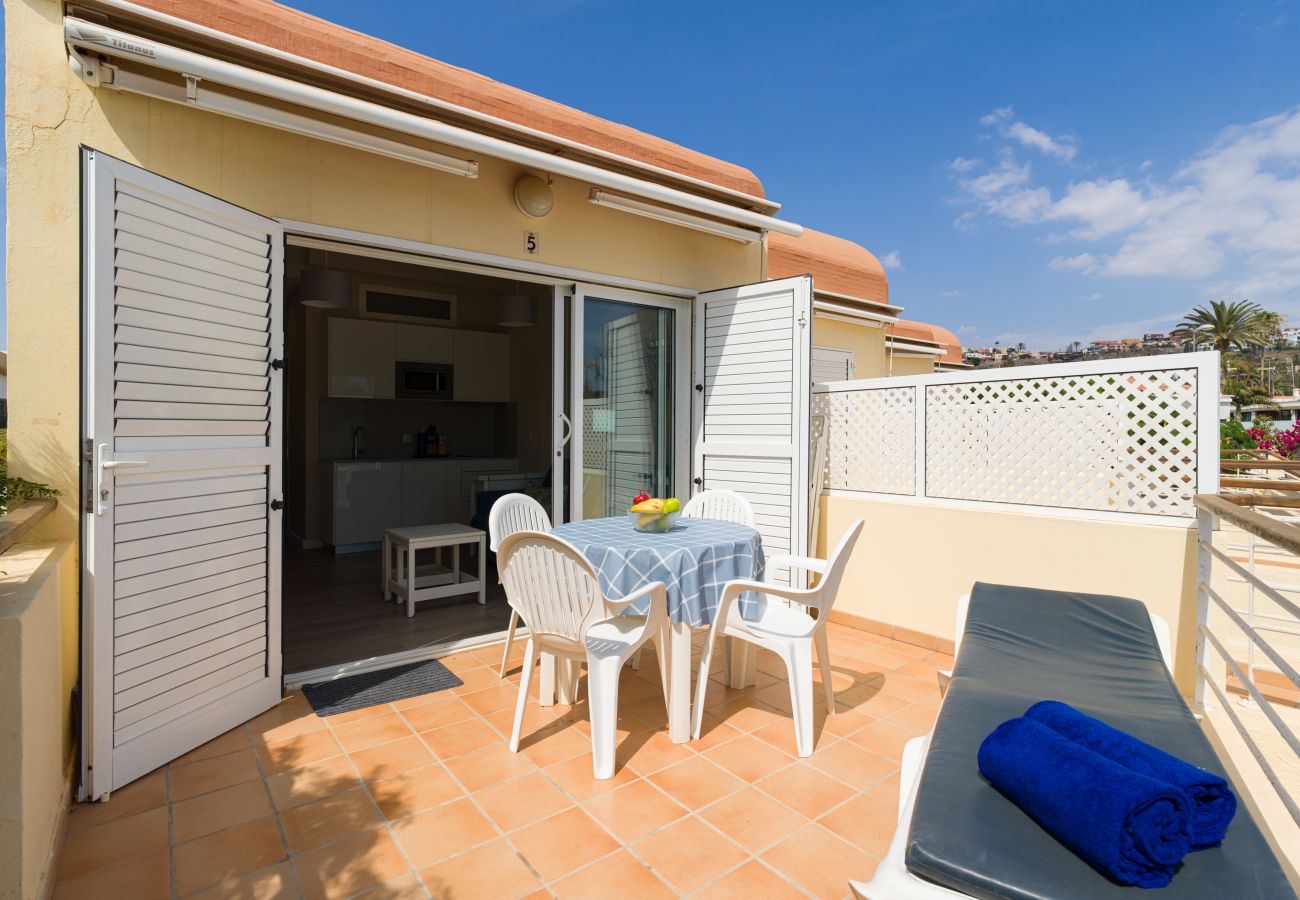 Ferienwohnung in San Bartolomé de Tirajana - HomeForGuest Modernes Apartment in San Agustin 2 Minuten vom Strand entfernt