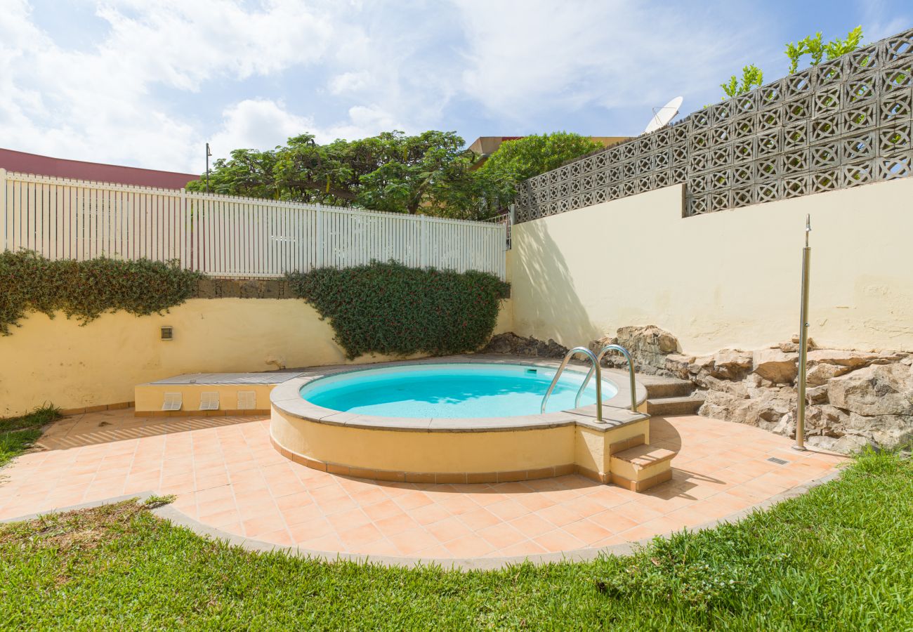 Ferienwohnung in San Bartolomé de Tirajana - HomeForGuest Modernes Apartment in San Agustin 2 Minuten vom Strand entfernt