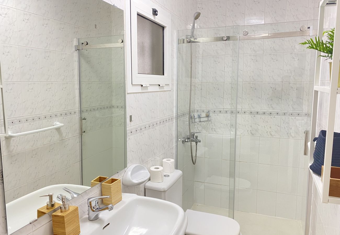 Ferienwohnung in Antigua - Fuerteventura - HomeForGuest 2 BR Apartment mit Pool und Terrasse