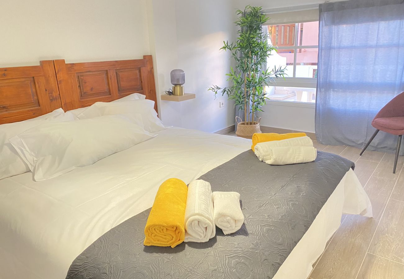 Ferienwohnung in Antigua - Fuerteventura - HomeForGuest 2 BR Apartment mit Pool und Terrasse