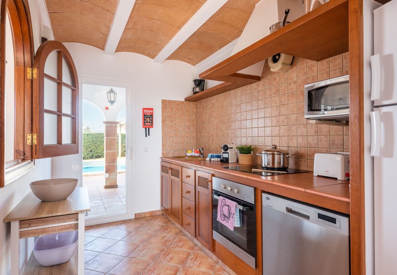 Villa in Cap d´Artruix - Fucsia Villa Menorca