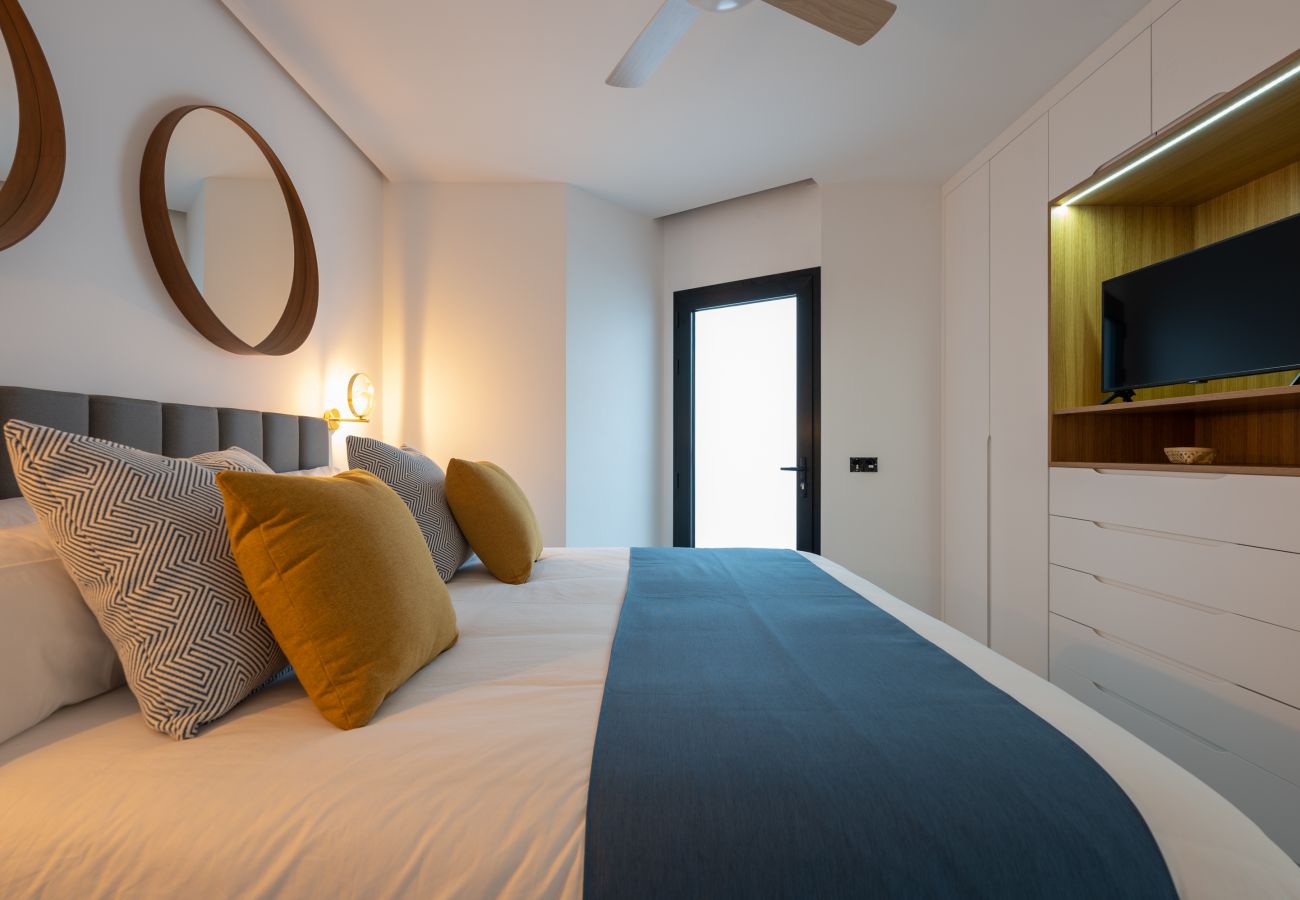 Ferienhaus in San Bartolomé de Tirajana - PRIVATER BEHEIZTER POOL - Komplett renoviertes in 2022
