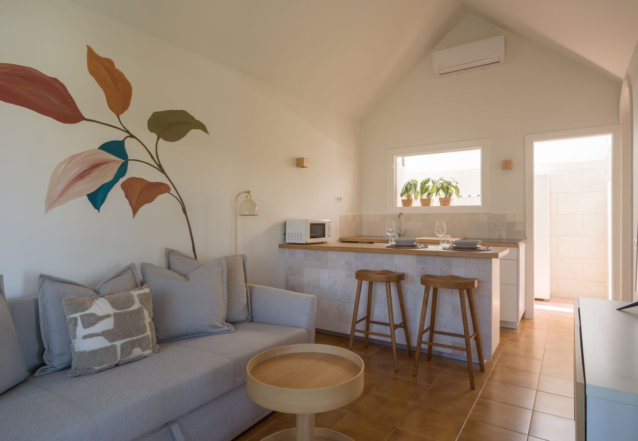 Bungalow in San Bartolomé de Tirajana - Cozy bungalow with large terrace overlooking the pool