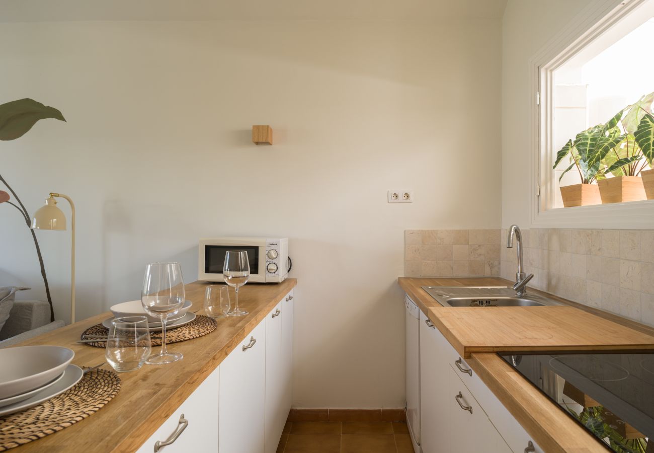 Bungalow in San Bartolomé de Tirajana - Cozy bungalow with large terrace overlooking the pool