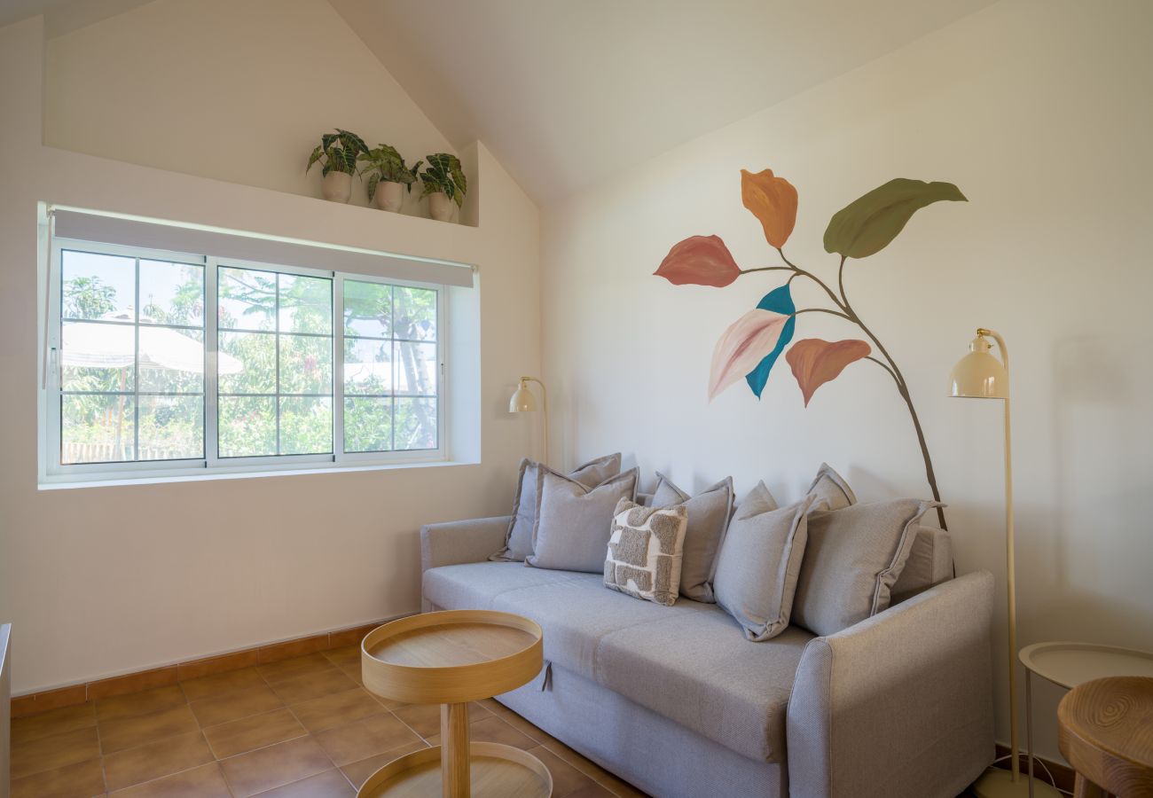 Bungalow in San Bartolomé de Tirajana - Cozy bungalow with large terrace overlooking the pool