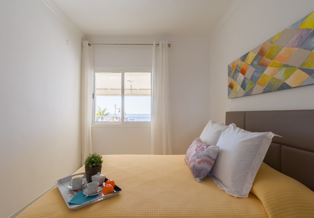 Ferienhaus in Mogán - Oceanfront Paradise – Sleep by the Waves