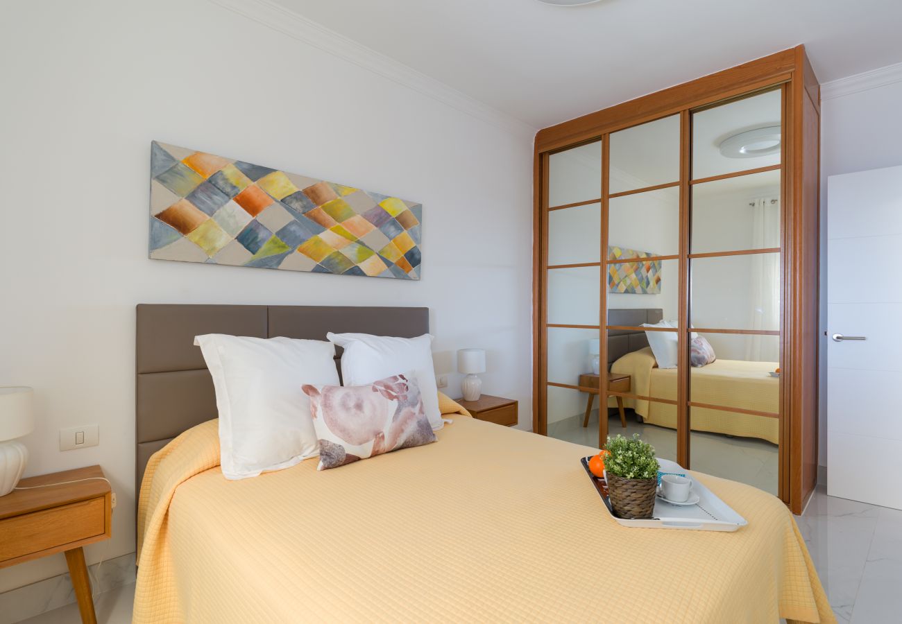 Ferienhaus in Mogán - Oceanfront Paradise – Sleep by the Waves