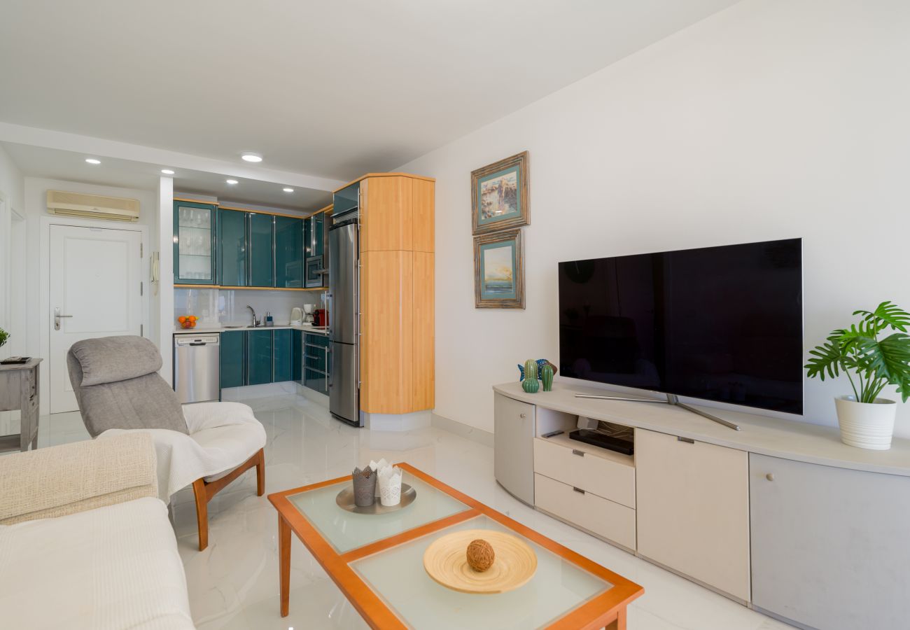Ferienhaus in Mogán - Oceanfront Paradise – Sleep by the Waves