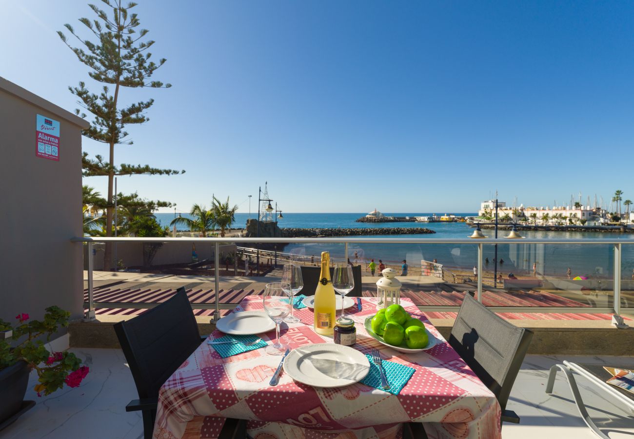 Ferienhaus in Mogán - Oceanfront Paradise – Sleep by the Waves