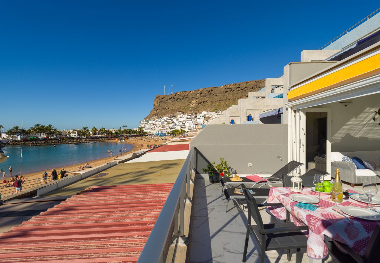 Ferienhaus in Mogán - Oceanfront Paradise – Sleep by the Waves
