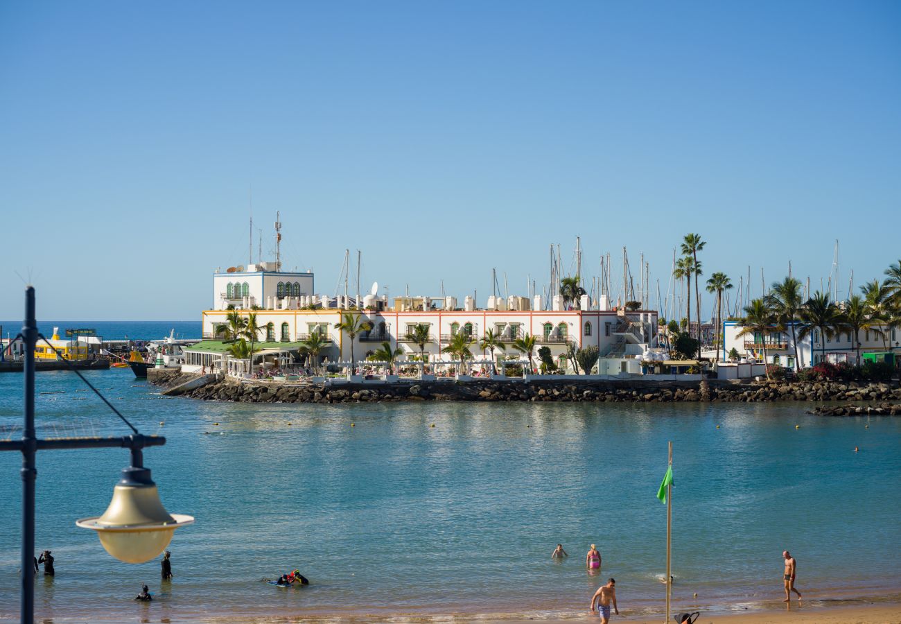 Ferienhaus in Mogán - Oceanfront Paradise – Sleep by the Waves