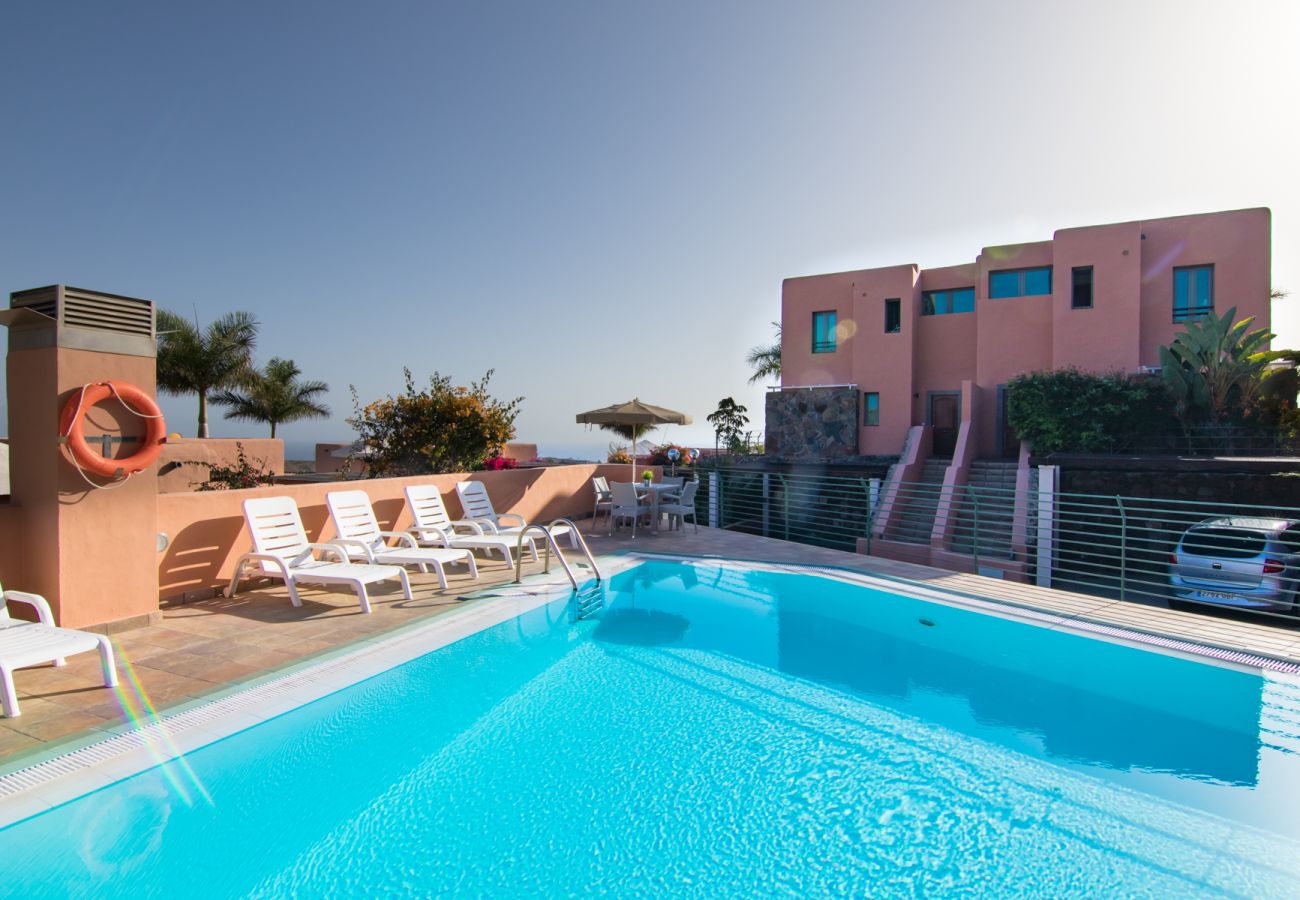 Villa in San Bartolomé de Tirajana - HomeForGuest Villa in Salobre mit herrlichem Blick auf den Golfplatz