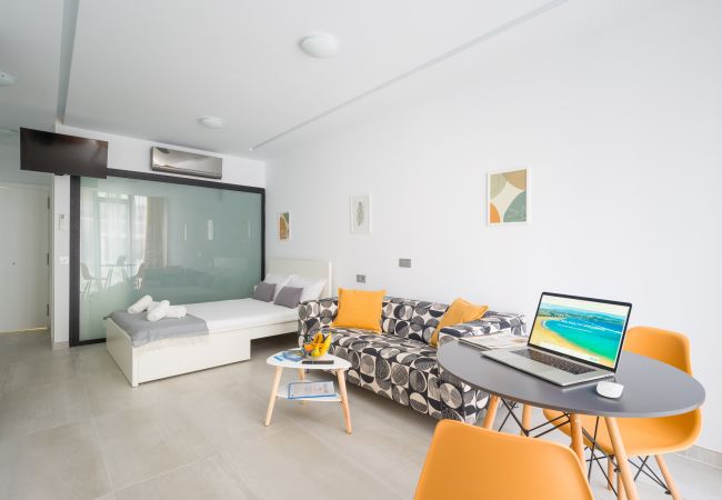 Studio in Las Palmas de Gran Canaria - Chica Beach Home By CanariasGetaway