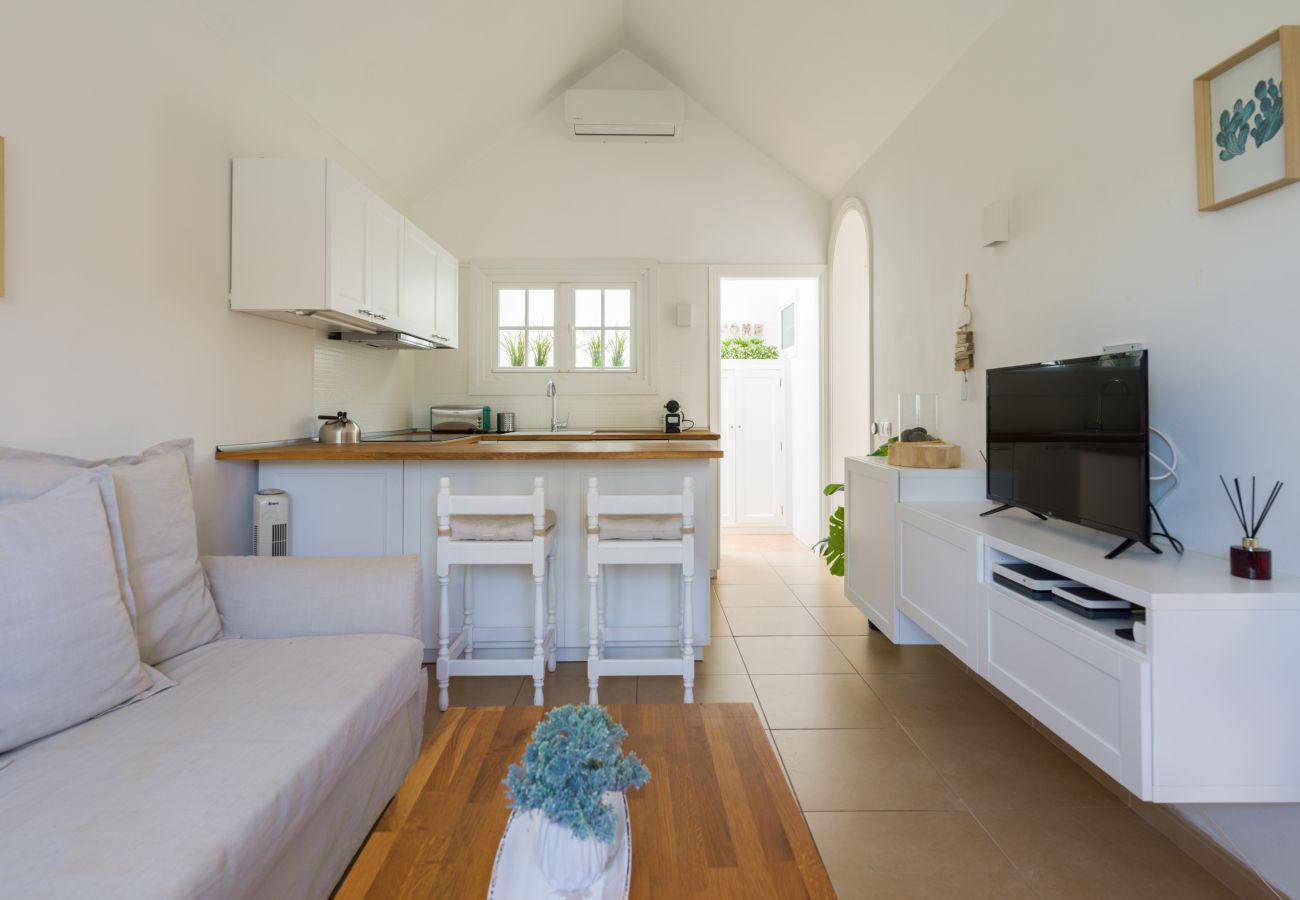 Bungalow in San Bartolomé de Tirajana - Sonnenschutz mit privater Terrasse