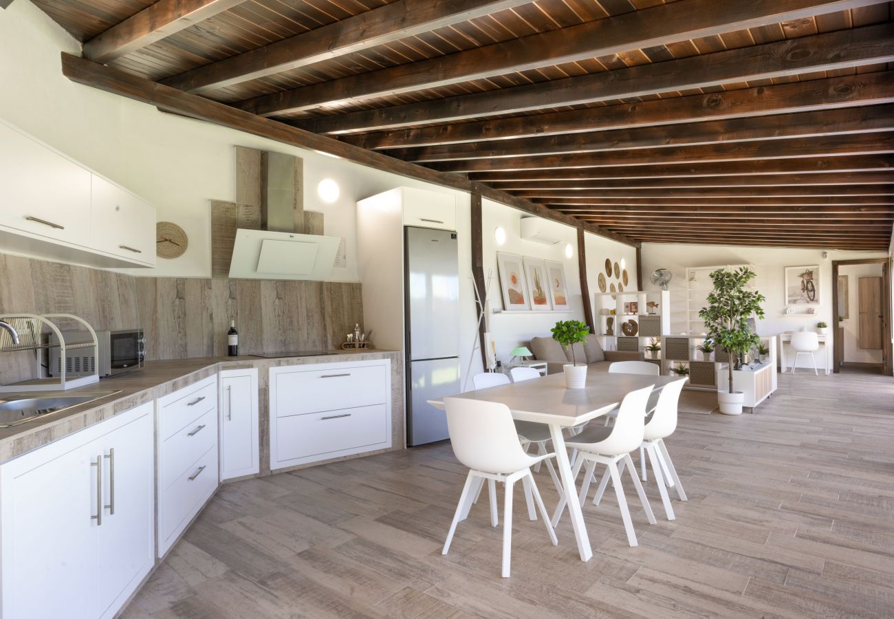 Studio in Tenerife - modern loft recently renovated in Santa Cruz de Tenerife 02