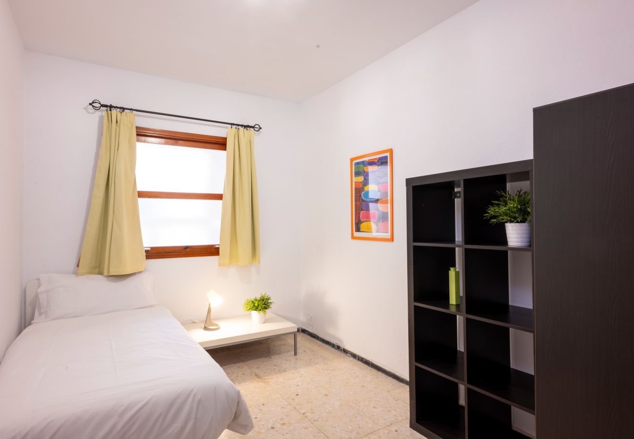 Ferienwohnung in Tenerife - Geräumige Wohnung im Zentrum von S/C de Tenerife
