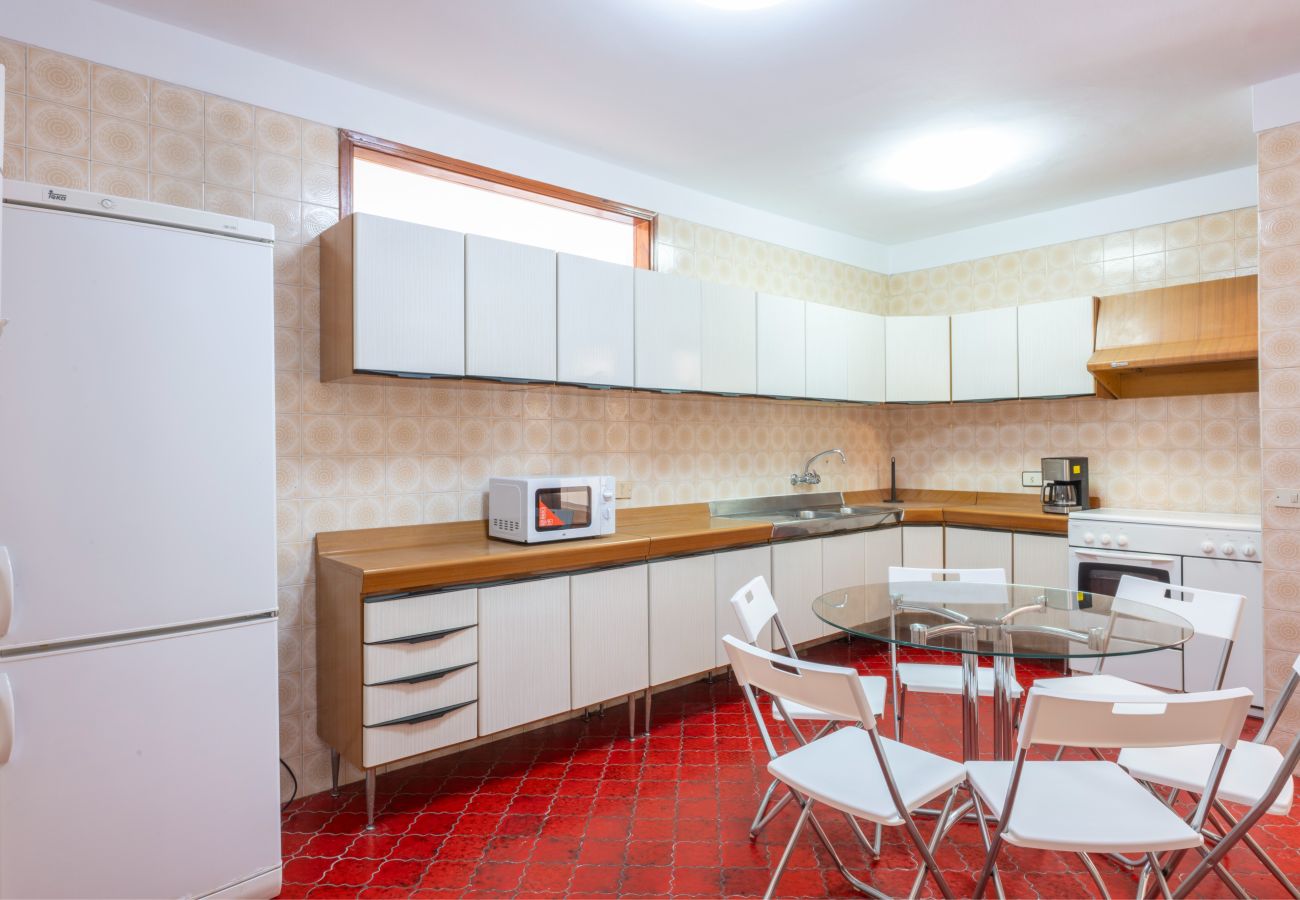 Ferienwohnung in Tenerife - Geräumige Wohnung im Zentrum von S/C de Tenerife