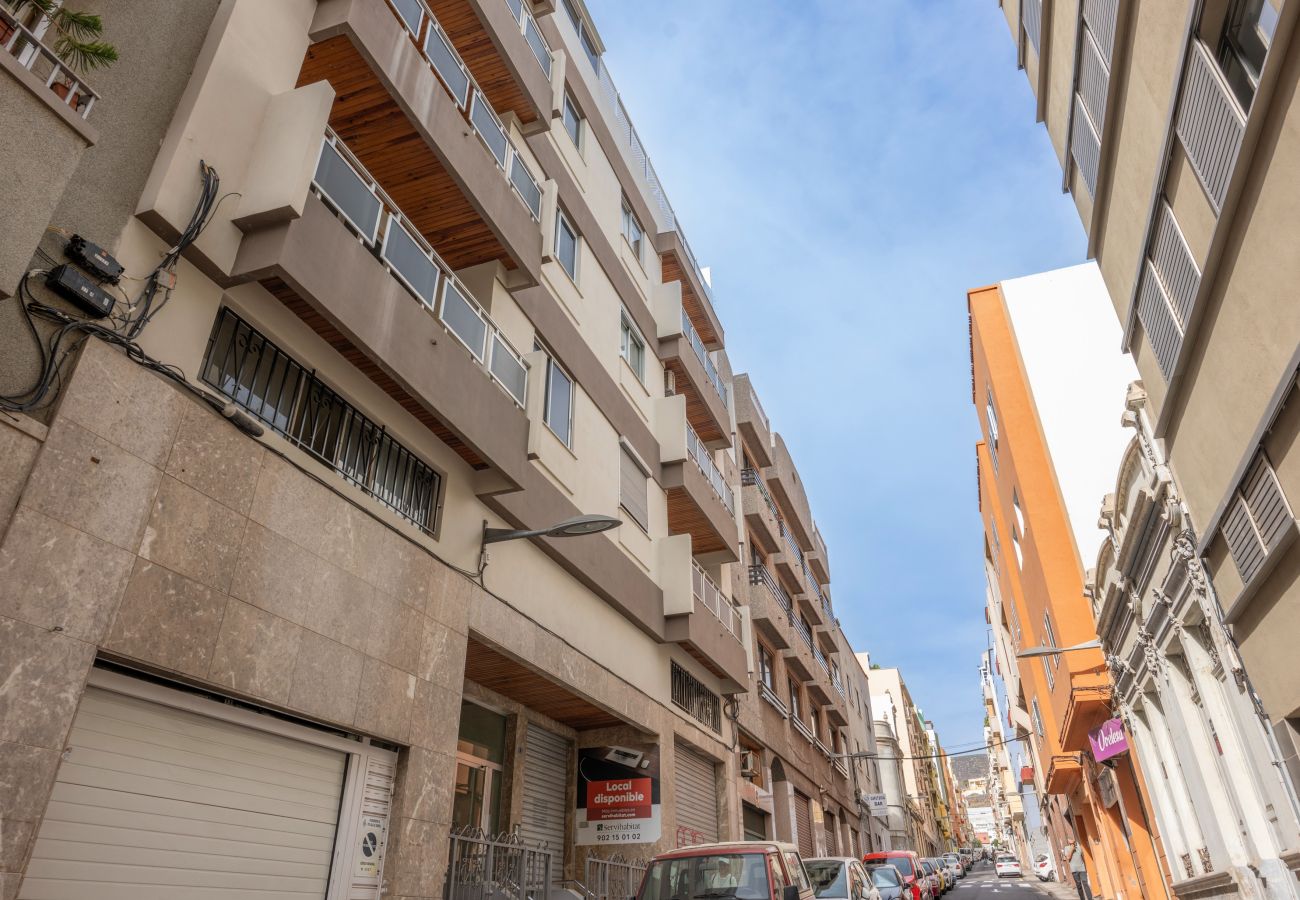 Ferienwohnung in Tenerife - Geräumige Wohnung im Zentrum von S/C de Tenerife