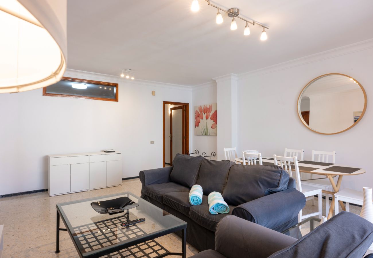 Ferienwohnung in Tenerife - Geräumige Wohnung im Zentrum von S/C de Tenerife