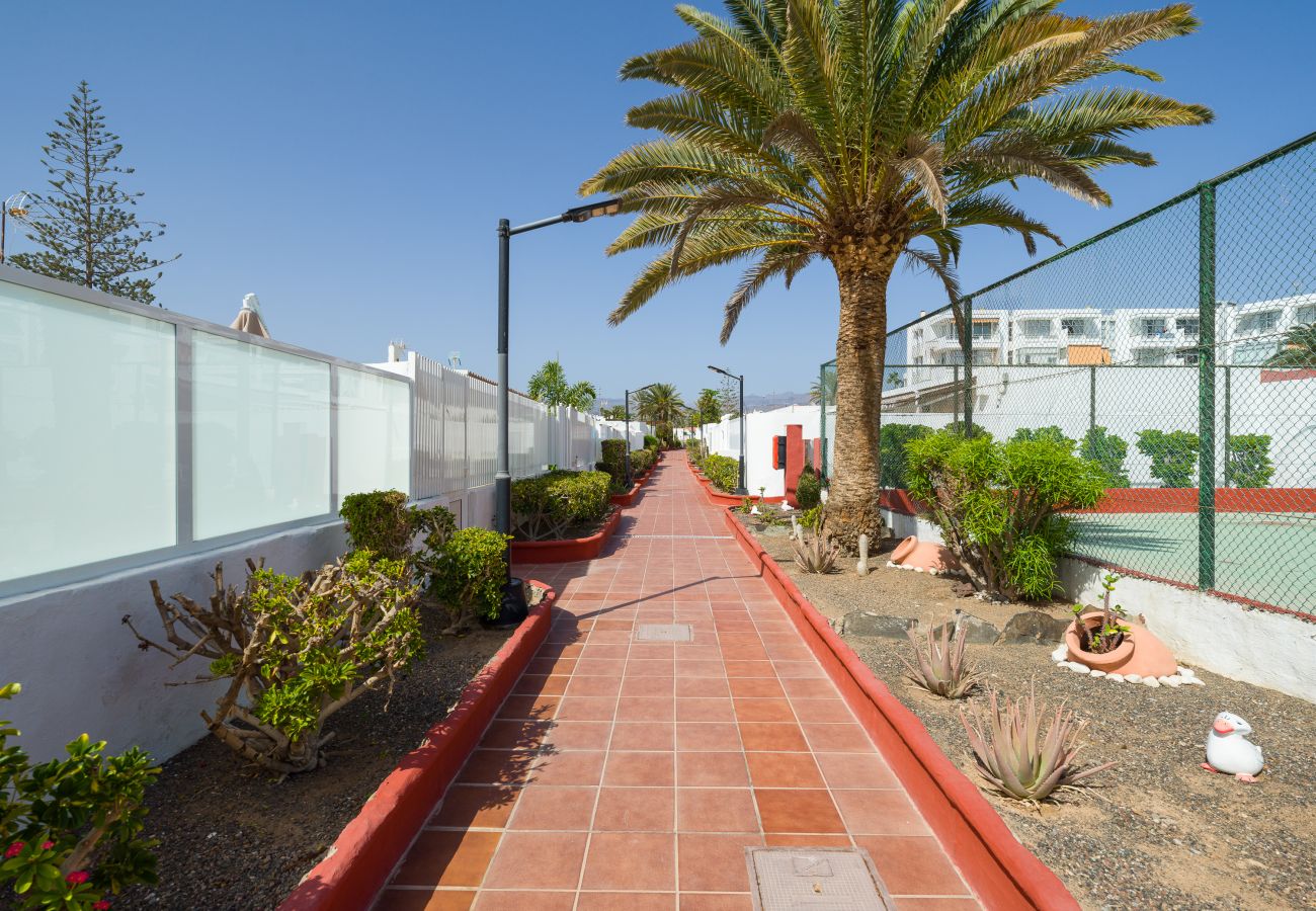 Doppelhaushälfte in San Bartolomé de Tirajana - Renovated Mediterranean style Coast Paradise 