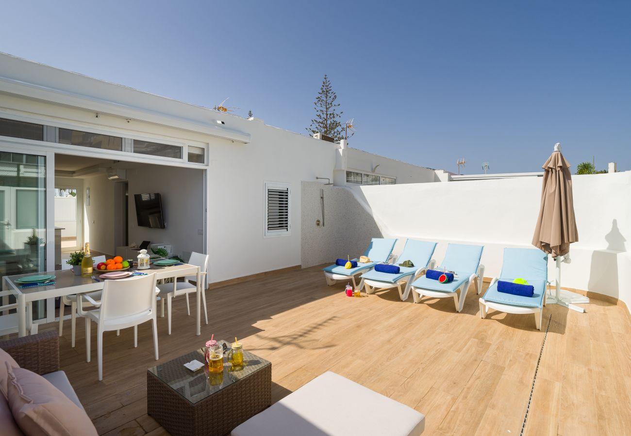 Doppelhaushälfte in San Bartolomé de Tirajana - Renovated Mediterranean style Coast Paradise 