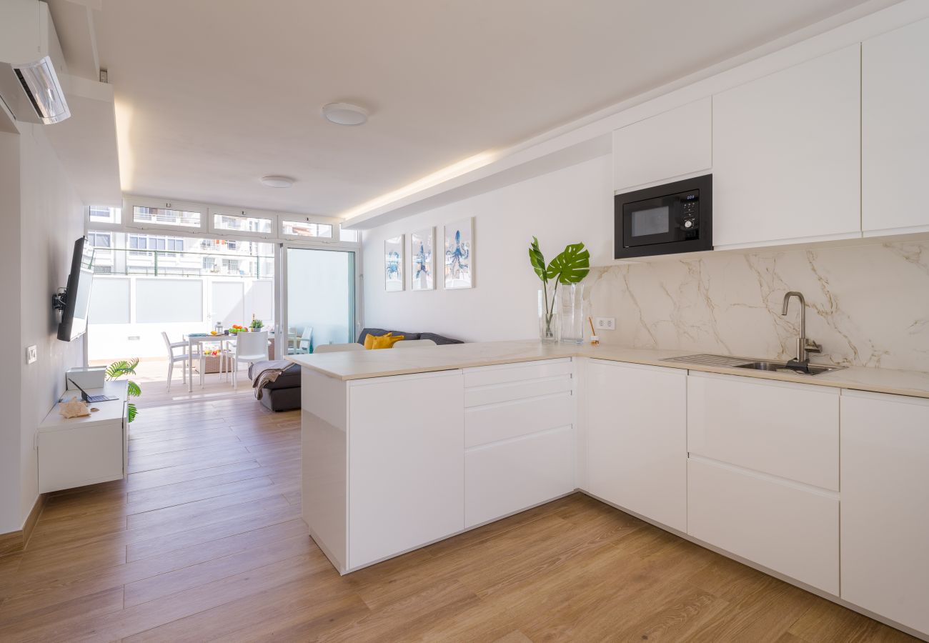 Doppelhaushälfte in San Bartolomé de Tirajana - Renovated Mediterranean style Coast Paradise 