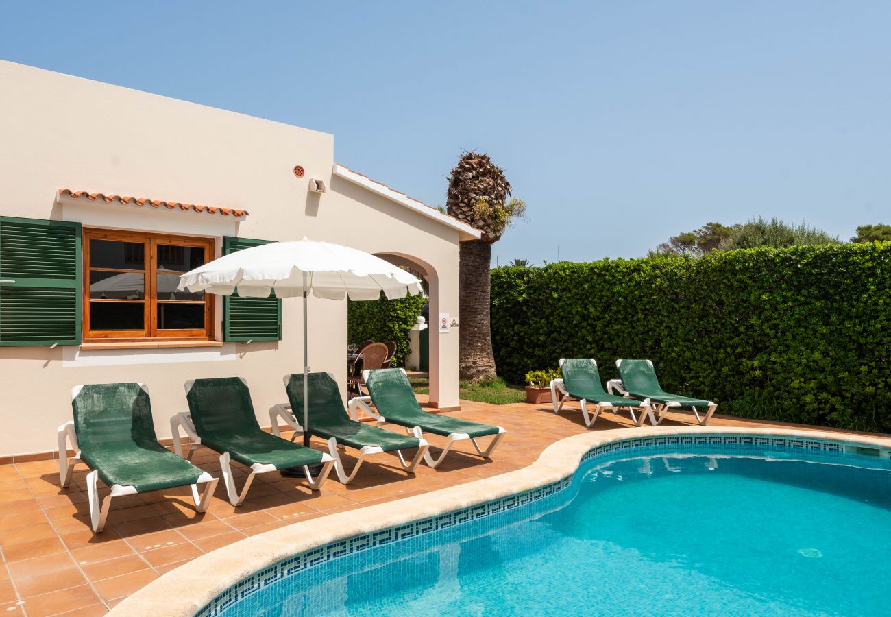 Villa en Cala Blanca - Villa Perfecta! Piscina privada, Barbacoa, Aire Acon, Wifi !!!!