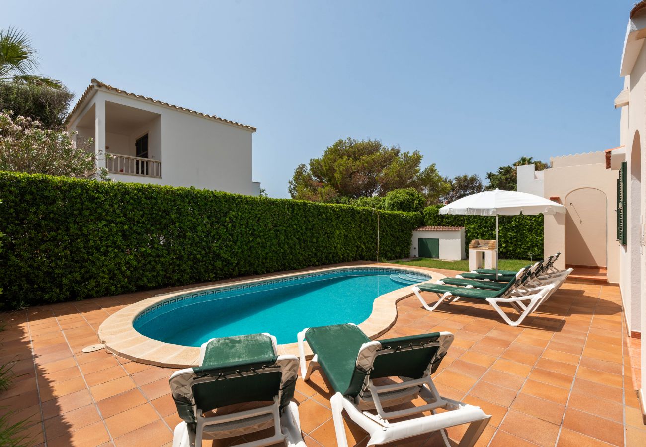 Villa en Cala Blanca - Villa Perfecta! Piscina privada, Barbacoa, Aire Acon, Wifi !!!!