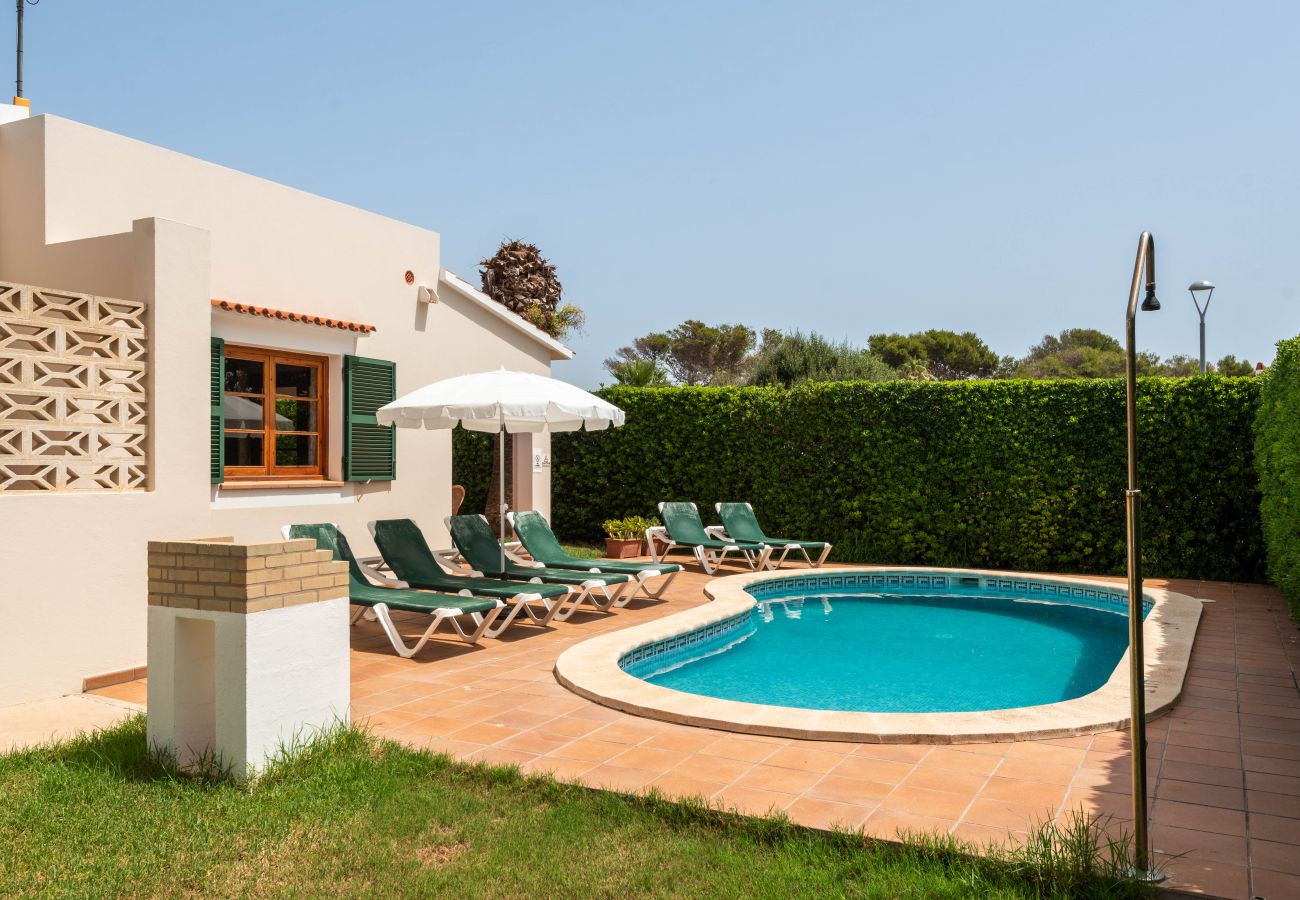 Villa en Cala Blanca - Villa Perfecta! Piscina privada, Barbacoa, Aire Acon, Wifi !!!!