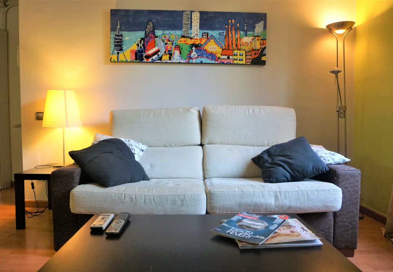 Apartamento en Barcelona - PLAZA ESPAÑA & MONTJUÏC, piso en alquiler por días muy bonito, tranquilo, agradable en Barcelona centro