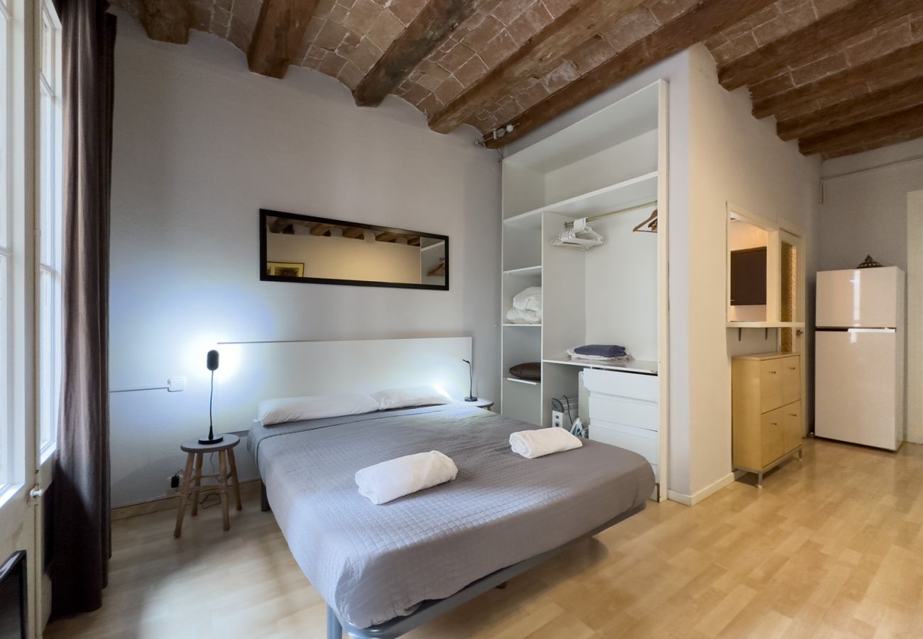 Apartamento en Barcelona - Estudio bonito, confortable, tranquilo y luminoso en alquiler en Gracia, Barcelona centro