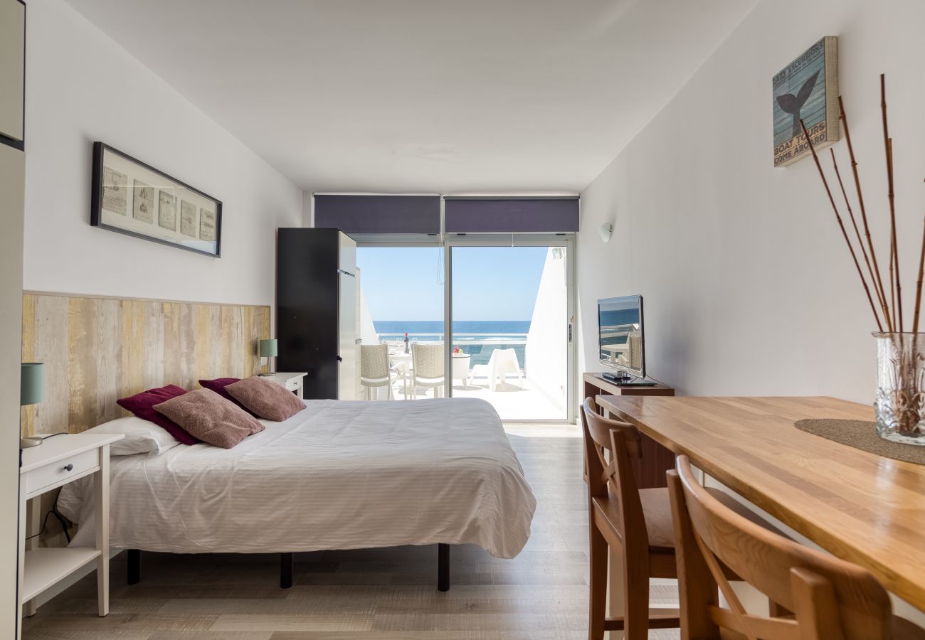 Estudio en Las Palmas de Gran Canaria - Great terrace sea views By CanariasGetaway 