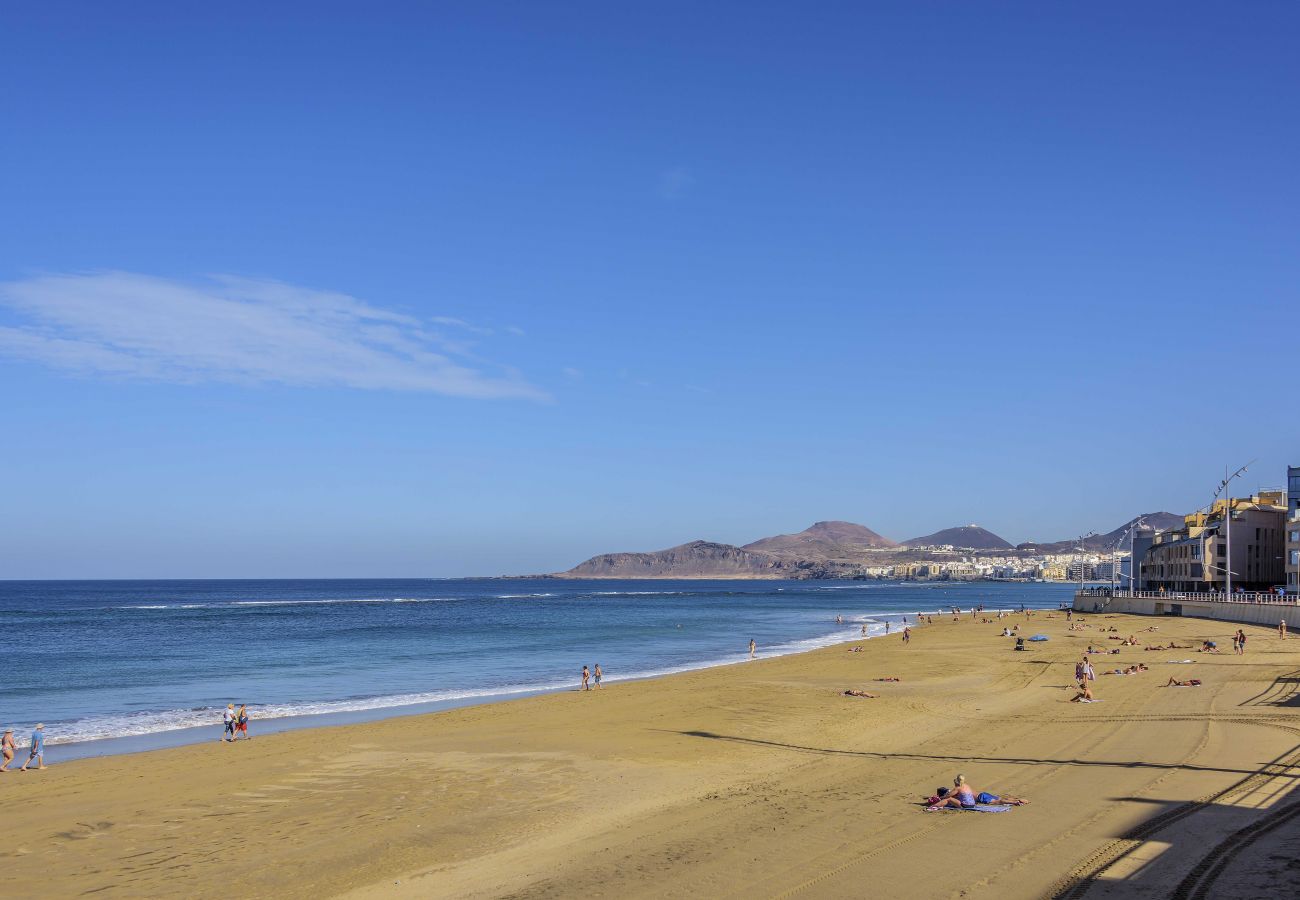 Casa en Las Palmas de Gran Canaria - Vista Dorada al mar balcón-Wifi By Canariasgetaway