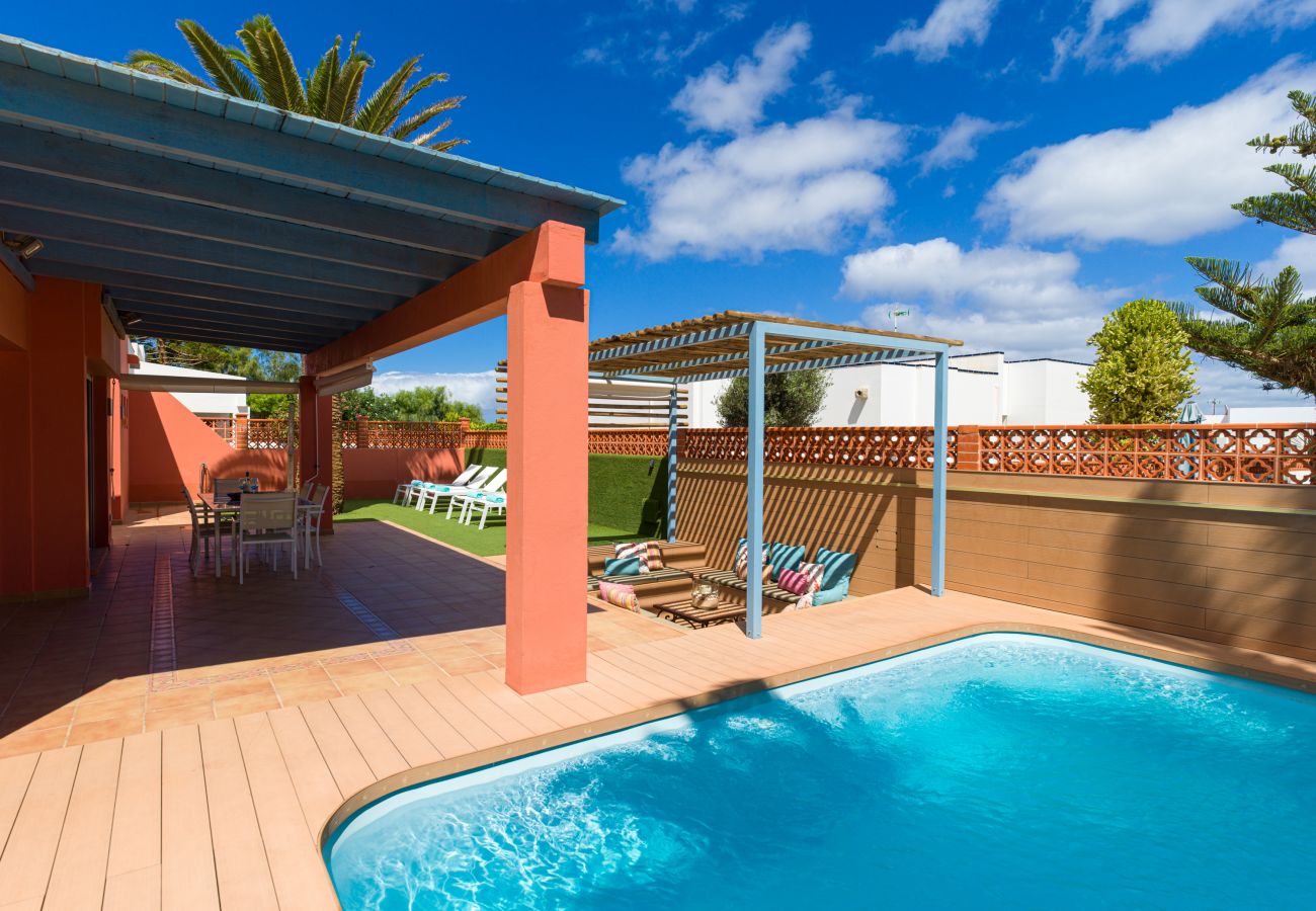 Villa en Corralejo -  Long Beach with pool By CanariasGetaway 