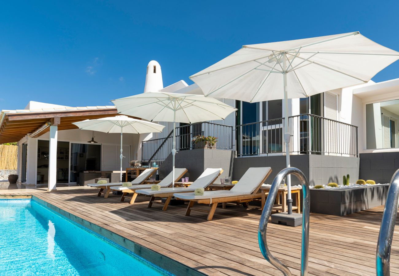 Villa en Adeje - Villa Sunset Golf Retreat