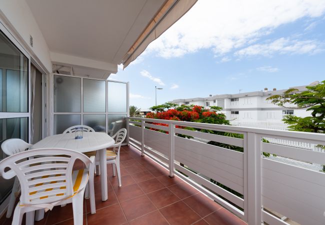Apartamento en San Bartolomé de Tirajana - Las Adelfas South Beach 5 by CanariasGetaway
