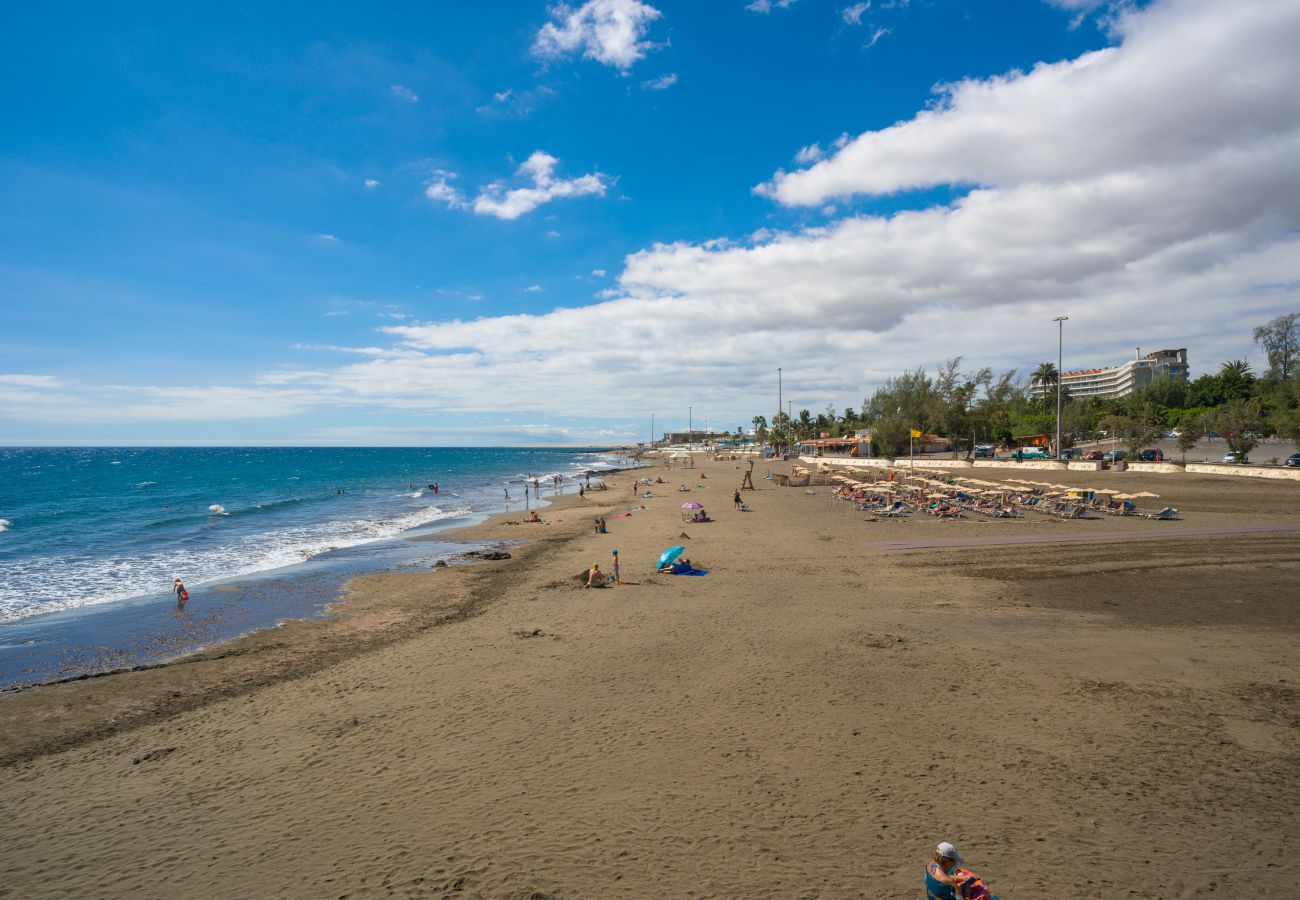 Apartamento en San Bartolomé de Tirajana - Las Adelfas South Beach 5 by CanariasGetaway